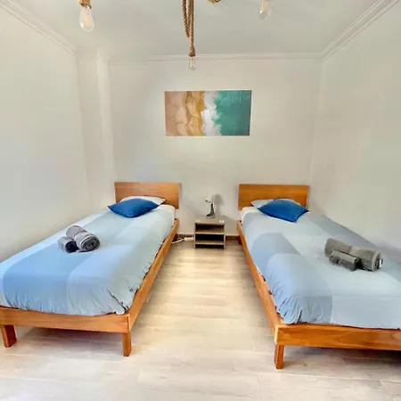 Guest house Surfness *