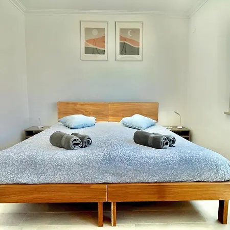 Guest house Surfness *