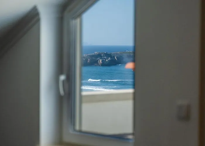 Πανσιόν Surfness Baleal